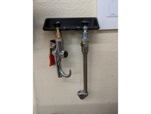 Wall mounted air - wall, quick